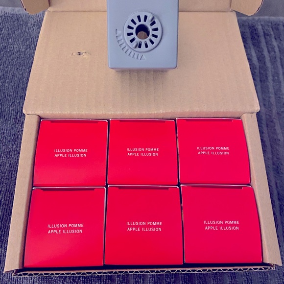 Other - 🔥HOT BUY🔥 Fruits and passion LOT 6/refills